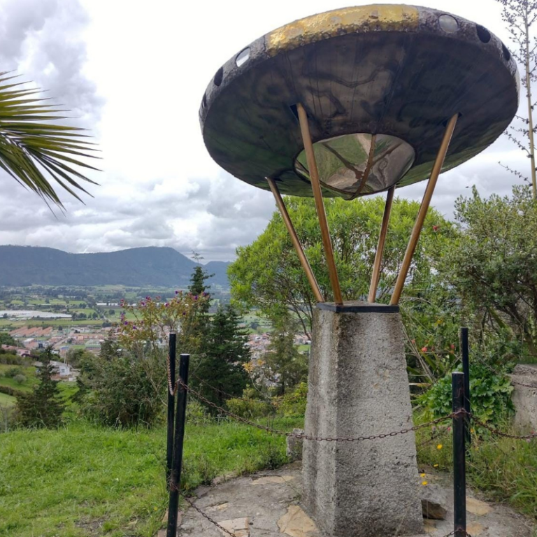 Ovnis en Tenjo Con Viajes Aventour