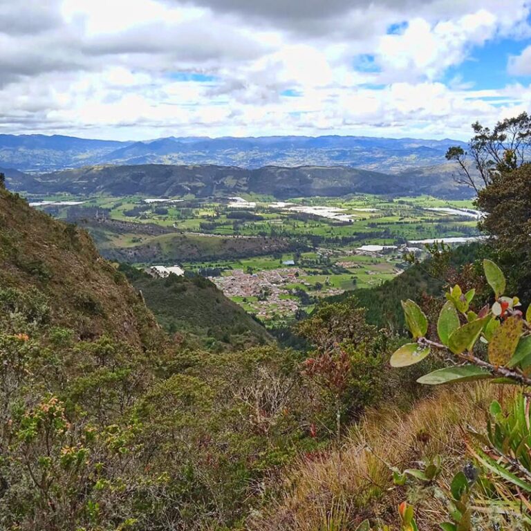 caminata-cerro-de-las-tres-viejas-4
