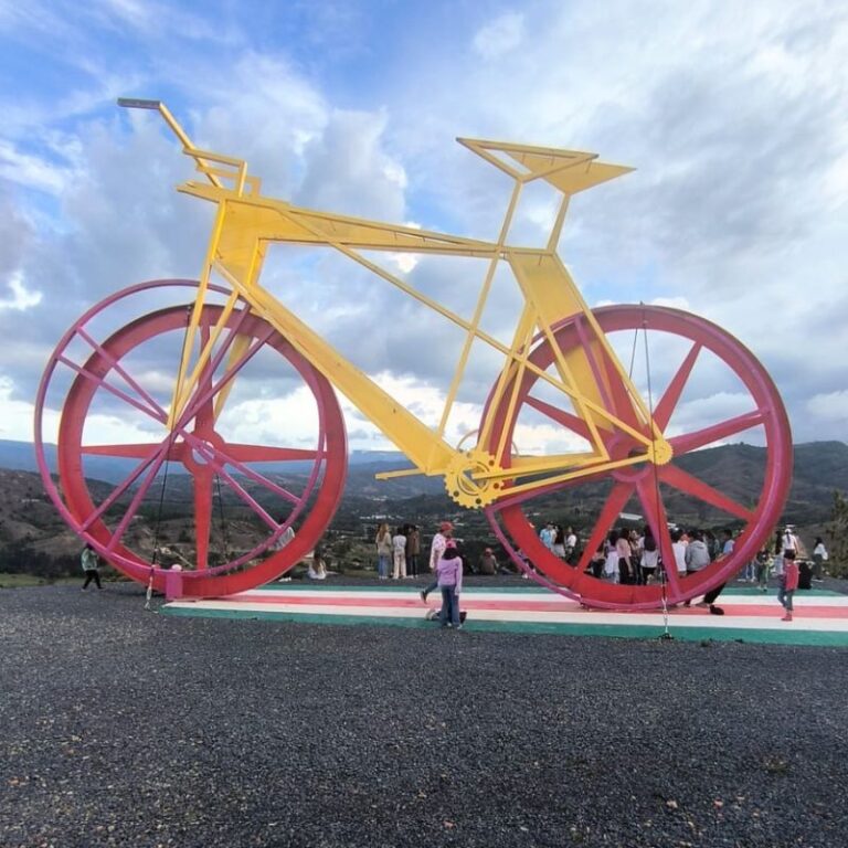 bicicleta más grande de colombia 1